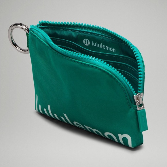❤️ Lululemon Clippable Card Pouch NWT - Picture 8 of 13